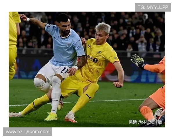 震撼瞬间球员怒射巨力将足球当场踢爆最终完成戏剧性进球神奇逆转